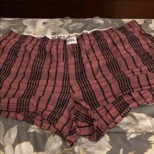 Pink Victoria’s Secret striped boxer pajama shorts size XXL